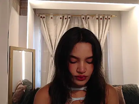 Nyxx Velariia online show from February 26, 2026, 1:43 pm