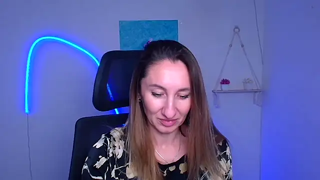 Snapshot of Diana_Sweeet_ chatting on February 3, 2026, 1:05 pm Diana Sweeet online show from February 3, 2026, 1:05 pm