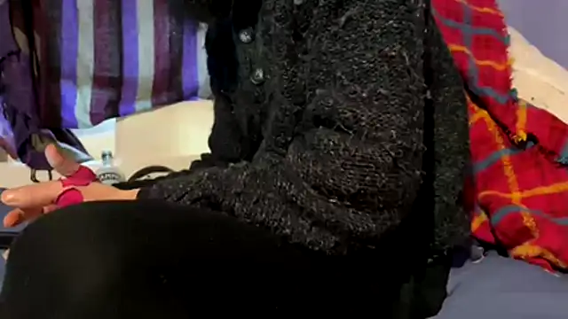 joyfullpussylicker online show from February 5, 2026, 11:48 am