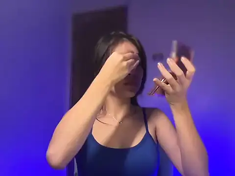 lovely amara19 online show from March 20, 2026, 9:47 am