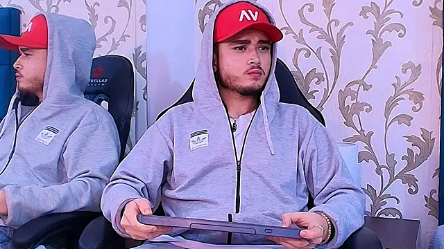 Salvattore Muller online show from February 7, 2026, 2:37 am