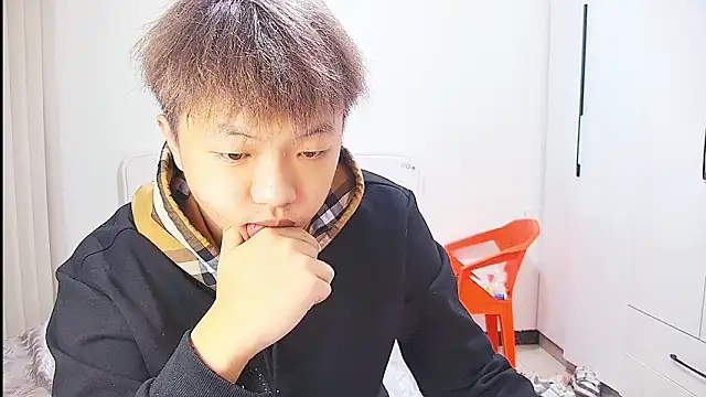 Chocolates-001 online show from June 20, 2026, 12:08 pm