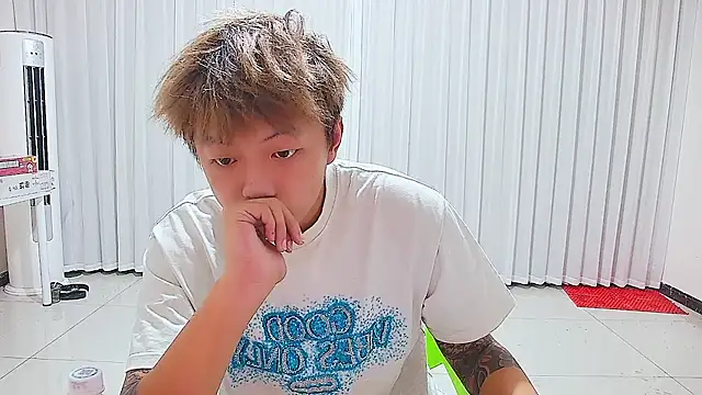 Chocolates-001 online show from July 29, 2026, 12:58 pm