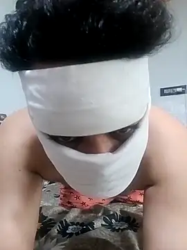 gujjuboysexy123 online show from June 20, 2026, 9:23 am