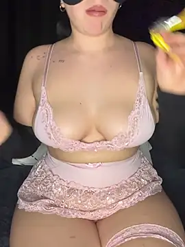 EvaLina111 online show from March 5, 2026, 9:00 pm