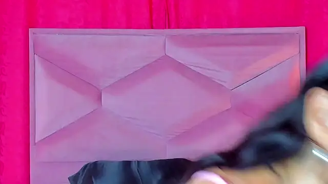 LilibetWeber online show from February 4, 2026, 12:22 pm