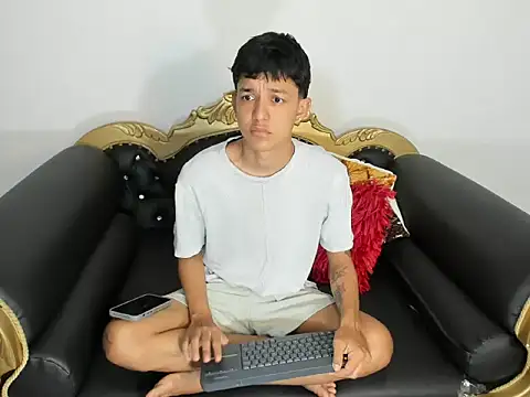 jisus catt online show from February 8, 2026, 12:08 pm