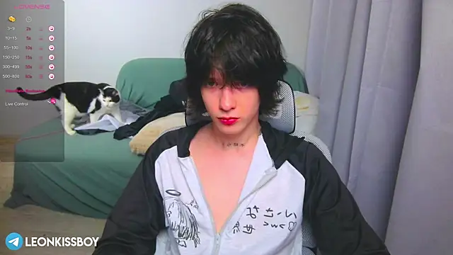 LeonBoykisser online show from March 30, 2026, 5:36 pm