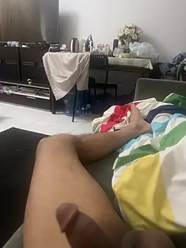 luvis69couple online show from May 21, 2026, 3:24 am