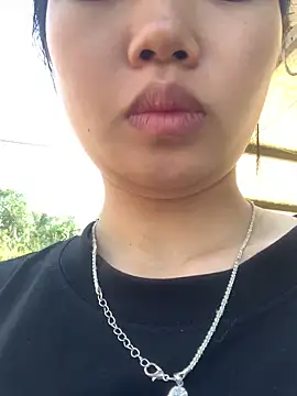 Suny-sexy online show from February 5, 2026, 2:49 am