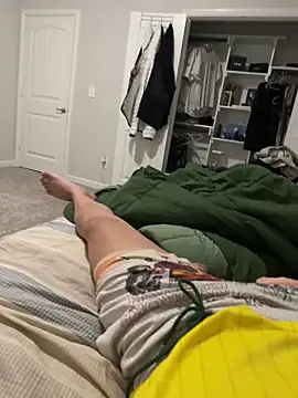 Tom32828 online show from February 19, 2026, 7:59 am