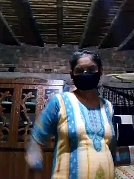 Hot Sweeti online show from March 17, 2026, 1:03 pm