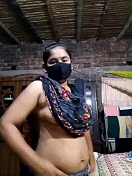 Snapshot of Hot_Sweeti chatting on April 21, 2026, 10:12 pm Hot Sweeti online show from April 21, 2026, 10:12 pm