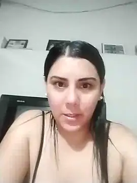 anita1825 online show from January 16, 2026, 4:49 am