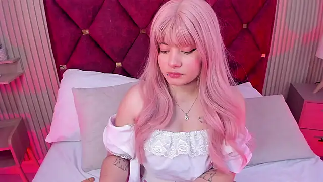 DakotaMoonn online show from February 27, 2026, 1:00 pm