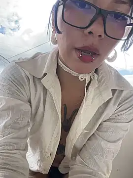 Snapshot of Namii_cute chatting on January 16, 2026, 6:56 pm Namii cute online show from January 16, 2026, 6:56 pm