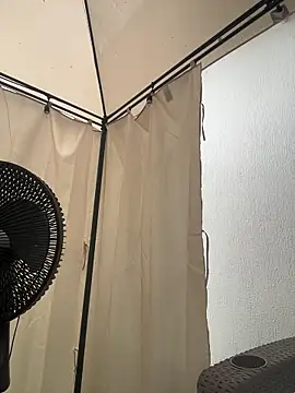 Snapshot of Namii_cute chatting on February 12, 2026, 2:12 pm Namii cute online show from February 12, 2026, 2:12 pm