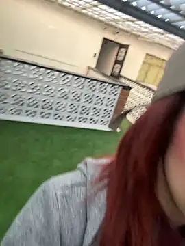 Snapshot of elodie_rouge chatting on February 26, 2026, 12:15 pm elodie rouge online show from February 26, 2026, 12:15 pm