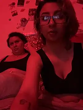 Snapshot of RavenEllieUniverse chatting on February 26, 2026, 5:17 am RavenEllieUniverse online show from February 26, 2026, 5:17 am