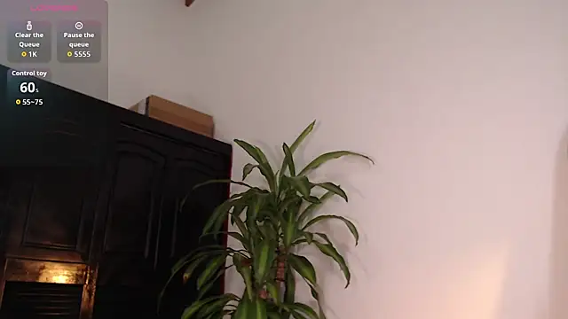 Snapshot of Mia_Volkova_ chatting on April 16, 2026, 2:51 pm Mia Volkova online show from April 16, 2026, 2:51 pm