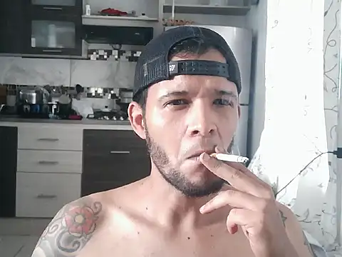 ELARKIMAN online show from February 2, 2026, 9:13 pm