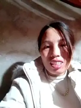 Gummiesu online show from March 9, 2026, 5:50 pm