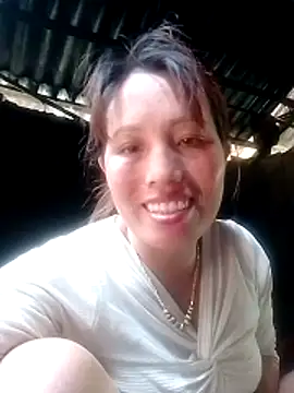 Gummiesu online show from April 14, 2026, 4:40 am