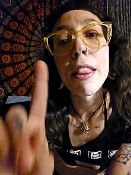 Snapshot of xxEMMxxx chatting on February 3, 2026, 7:46 am xxEMMxxx online show from February 3, 2026, 7:46 am