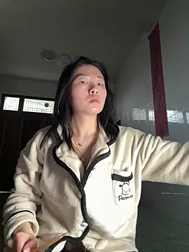 Cheating-wife online show from April 2, 2026, 8:12 am