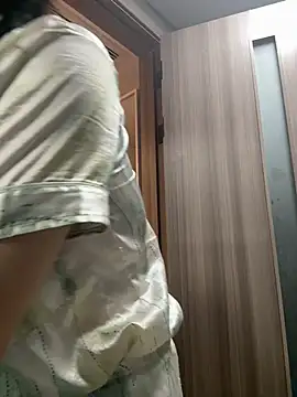 Cheating-wife online show from July 2, 2026, 1:28 pm