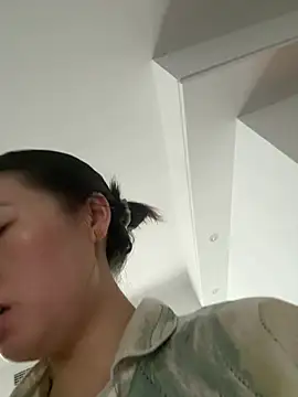 Cheating-wife online show from July 3, 2026, 8:10 am