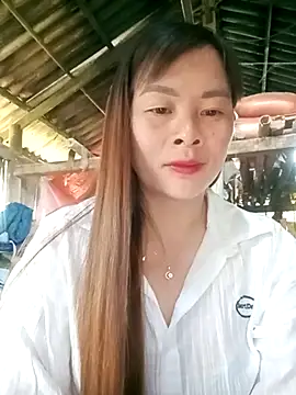 Bling sexy online show from April 10, 2026, 12:27 am