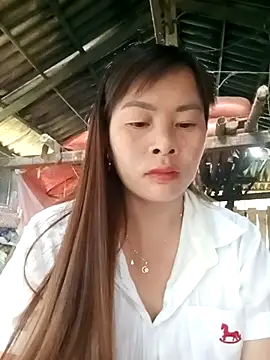 Bling sexy online show from April 11, 2026, 12:37 am