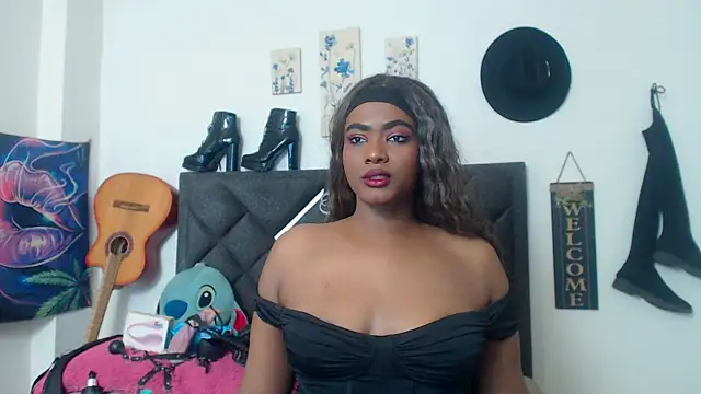 Snapshot of Natashabella___ chatting on July 17, 2026, 4:41 am Natashabella online show from July 17, 2026, 4:41 am