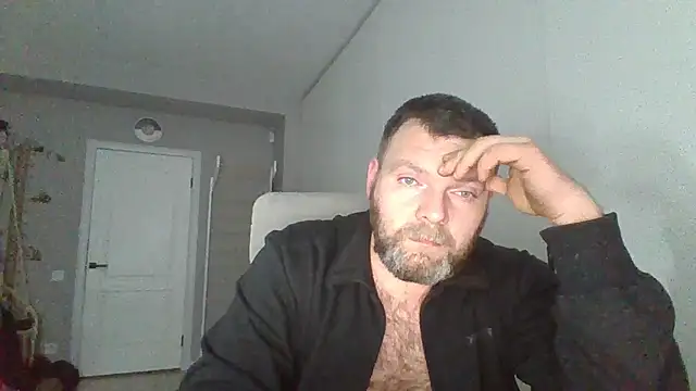 Hot Adonis online show from February 1, 2026, 10:30 pm