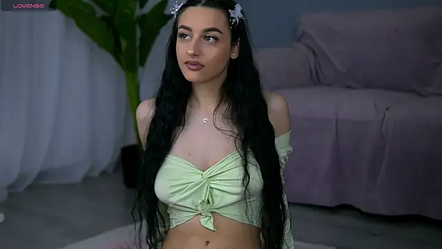 ElaraVixen online show from February 19, 2026, 8:05 pm