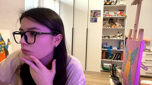 Snapshot of SaintMari chatting on May 10, 2026, 2:22 pm SaintMari online show from May 10, 2026, 2:22 pm