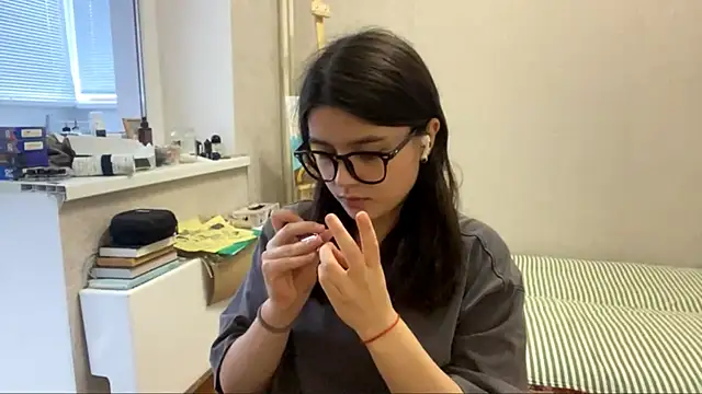 Snapshot of SaintMari chatting on July 12, 2026, 1:24 pm SaintMari online show from July 12, 2026, 1:24 pm