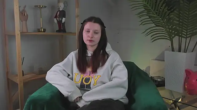 Snapshot of CarmaOlen chatting on January 17, 2026, 2:11 pm CarmaOlen online show from January 17, 2026, 2:11 pm