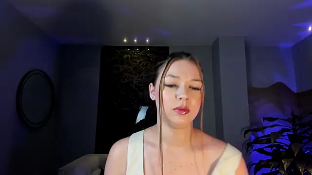 EmilyCarterX online show from March 31, 2026, 11:32 am