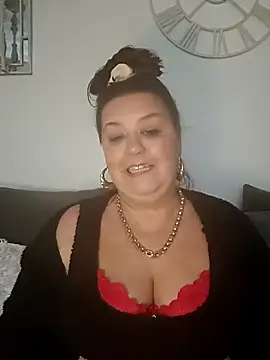 Snapshot of Nova-iswiserx chatting on February 9, 2026, 11:03 am Nova-iswiserx online show from February 9, 2026, 11:03 am