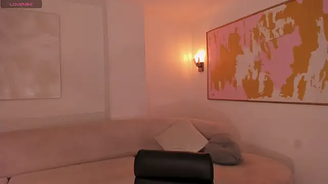 BellaThompsonX online show from March 22, 2026, 11:19 pm