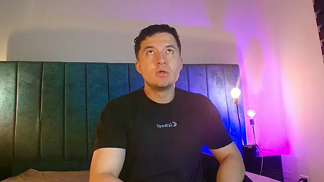 Alexander Connor online show from March 25, 2026, 12:11 pm