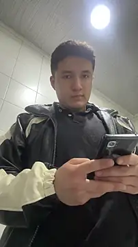 Alexander Connor online show from April 13, 2026, 11:59 am