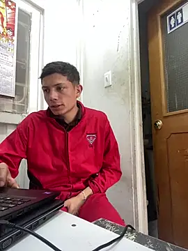 santiObrero online show from February 10, 2026, 7:51 pm