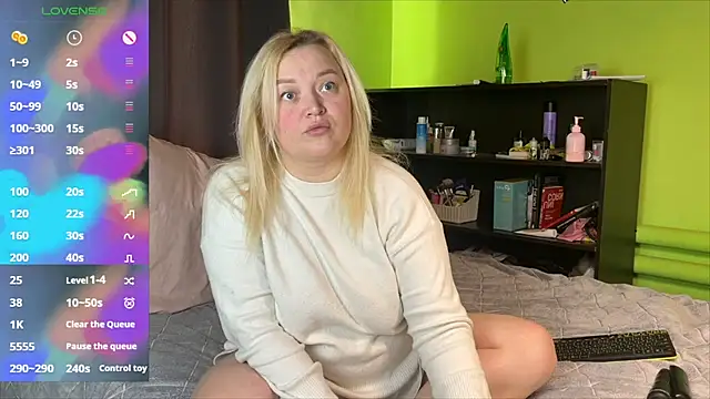 LisaWiliams online show from February 11, 2026, 9:03 am