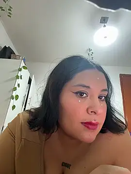 Nailealipsglossy online show from March 20, 2026, 3:33 am