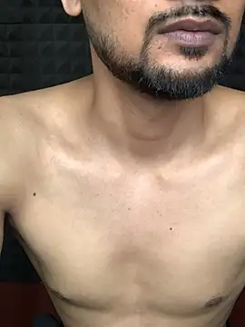 Snapshot of SexoMr001 chatting on July 21, 2026, 9:44 am SexoMr001 online show from July 21, 2026, 9:44 am