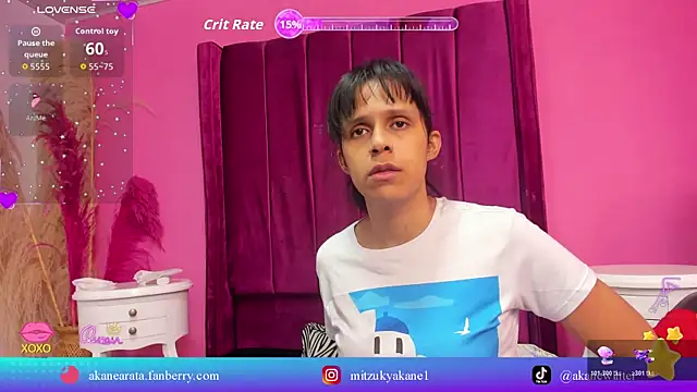 Snapshot of mitzukywinteer chatting on June 18, 2026, 9:52 pm mitzukywinteer online show from June 18, 2026, 9:52 pm