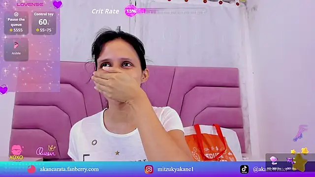 Snapshot of mitzukywinteer chatting on July 5, 2026, 10:06 pm mitzukywinteer online show from July 5, 2026, 10:06 pm